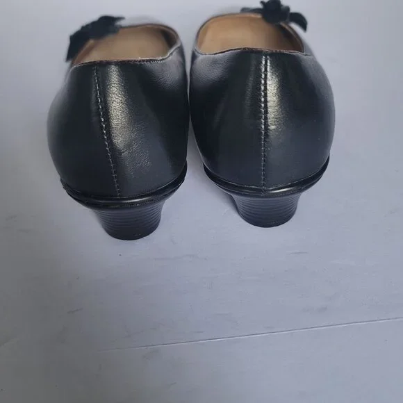 Softspots Softly Comfortable Women's Dress Shoes. Size 6WW - Picture 3 of 7